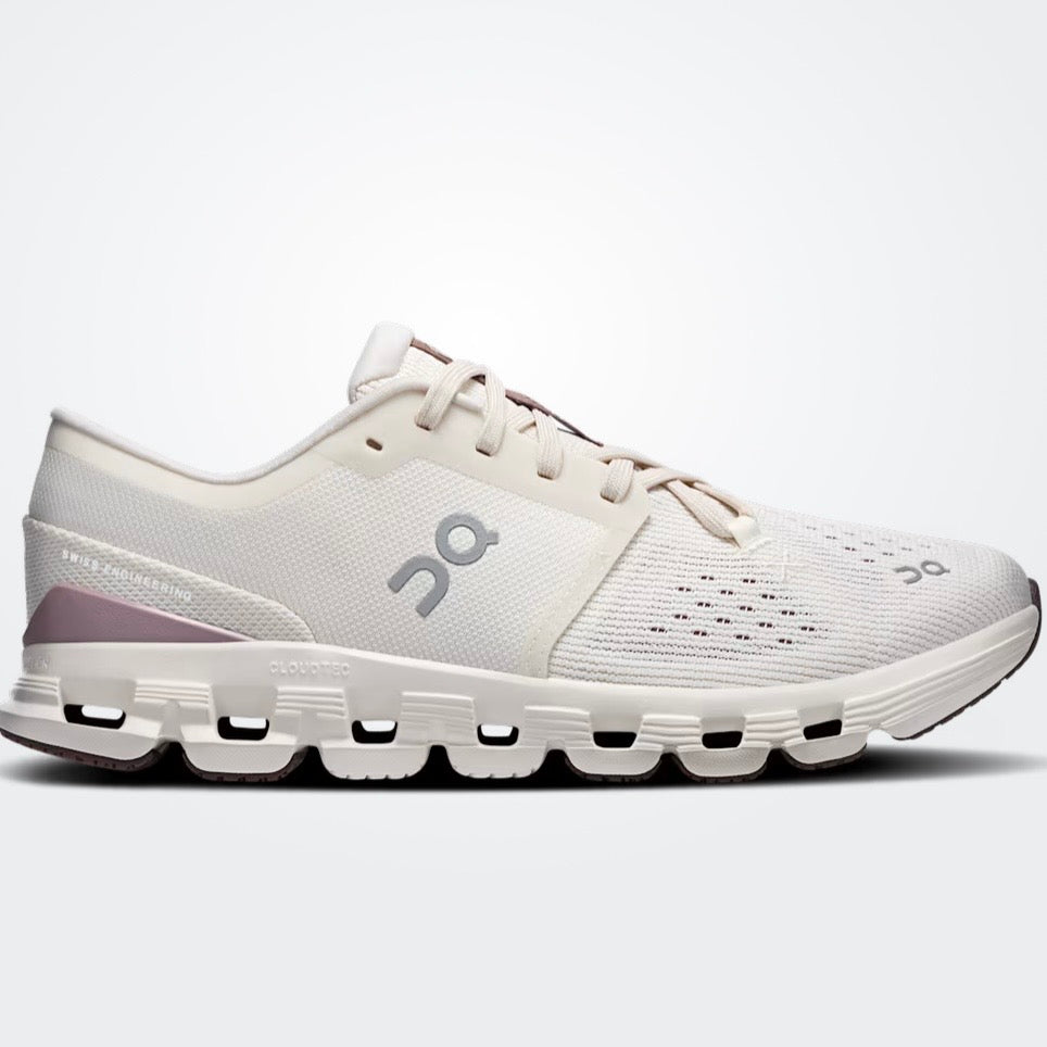 On Cloud x4 unisex