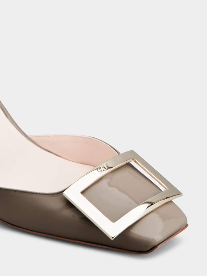 Roger vivier trompette pumps in patent leather ready stock