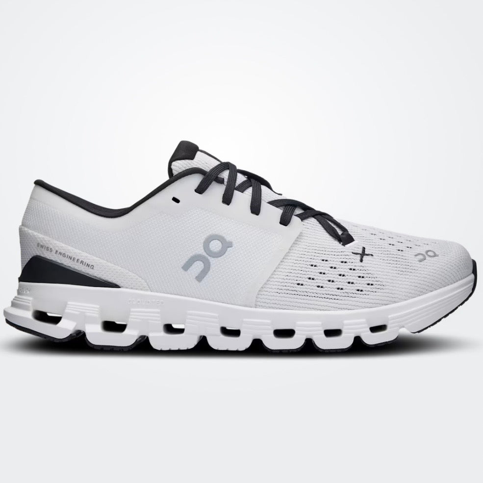 On Cloud x4 unisex