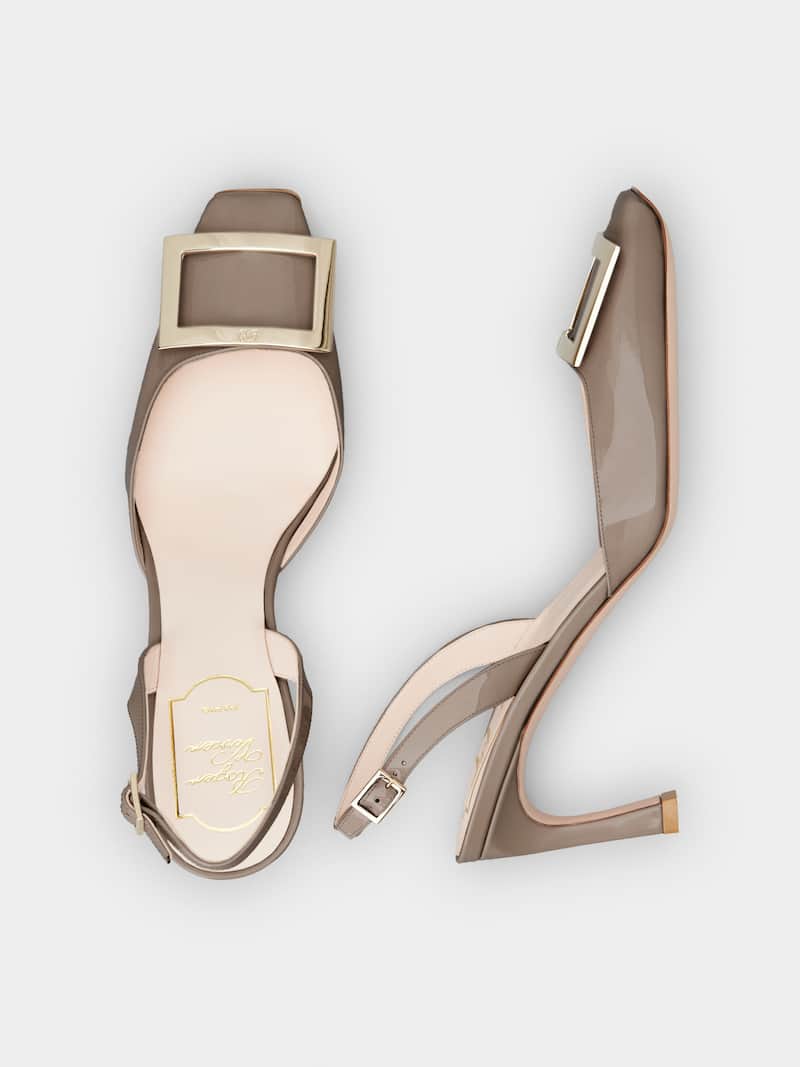 Roger vivier trompette pumps in patent leather ready stock