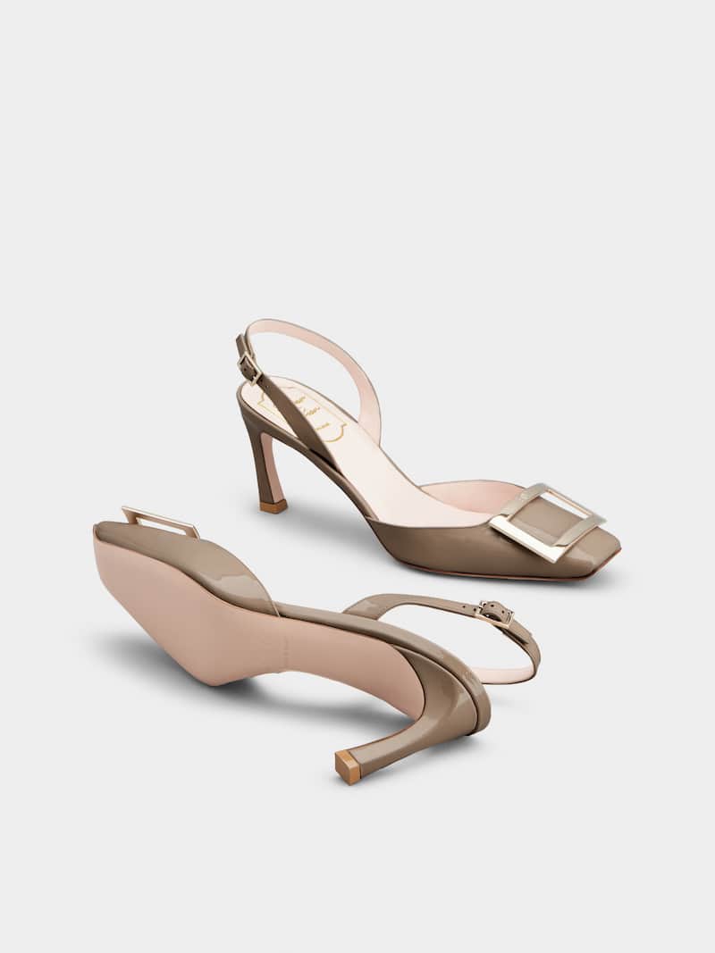 Roger vivier trompette pumps in patent leather ready stock