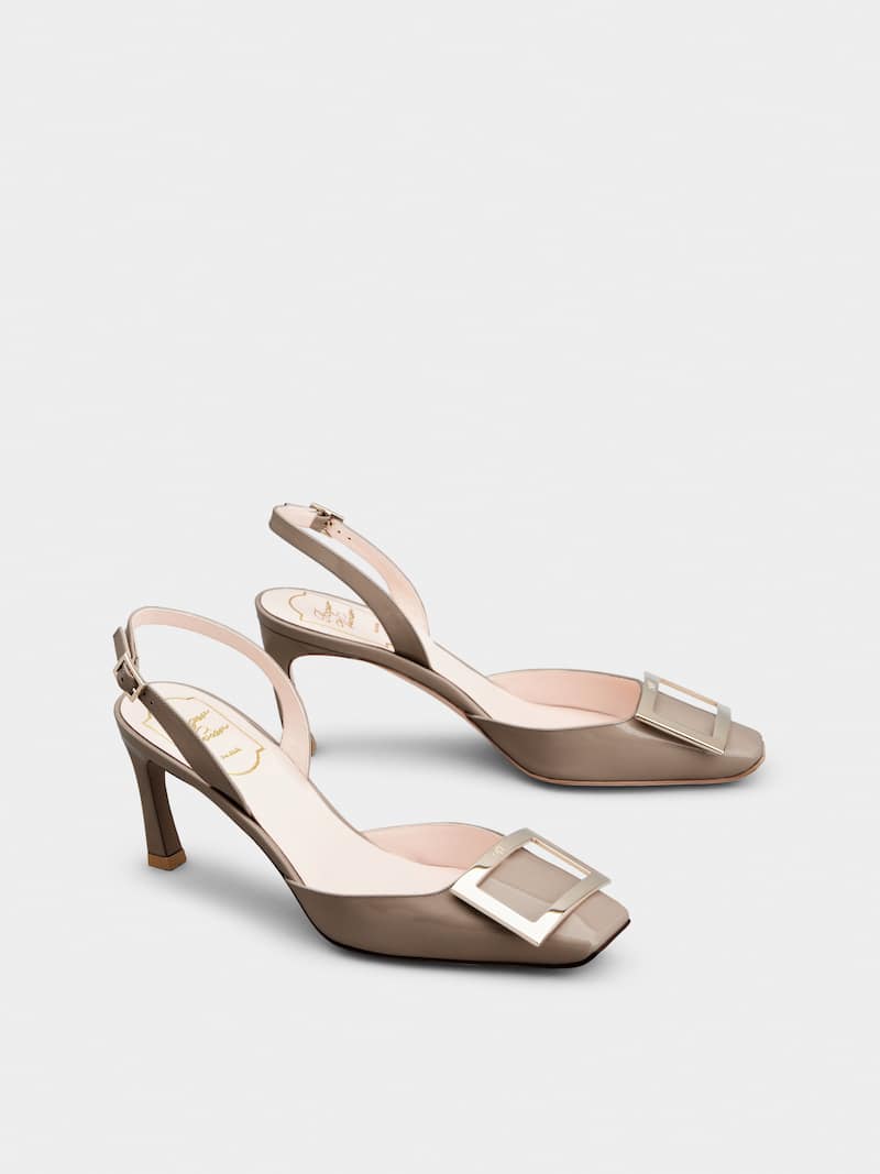 Roger vivier trompette pumps in patent leather ready stock